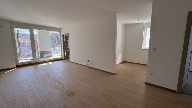 Eladó téglalakás, Debrecenben 97.9 M Ft, 3 szobás