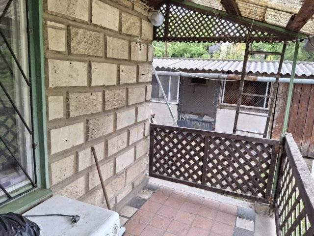 Eladó családi ház, Kulcson 25 M Ft, 4 szobás