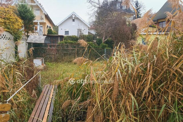 Eladó családi ház, Szigetszentmiklóson 89.5 M Ft, 2+1 szobás