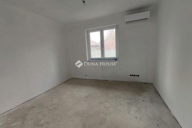 Eladó ikerház, Monoron 98 M Ft, 4 szobás / költözzbe.hu