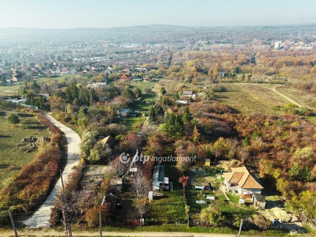 Eladó telek, Balatonfűzfőn 25 M Ft / költözzbe.hu