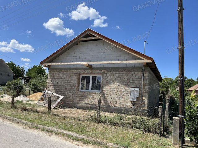 Eladó családi ház, Látrányon 24.911 M Ft, 2 szobás