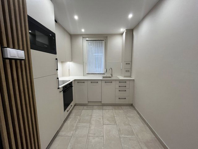 Kiadó panellakás, albérlet, Kecskeméten 240 E Ft / hó, 2 szobás