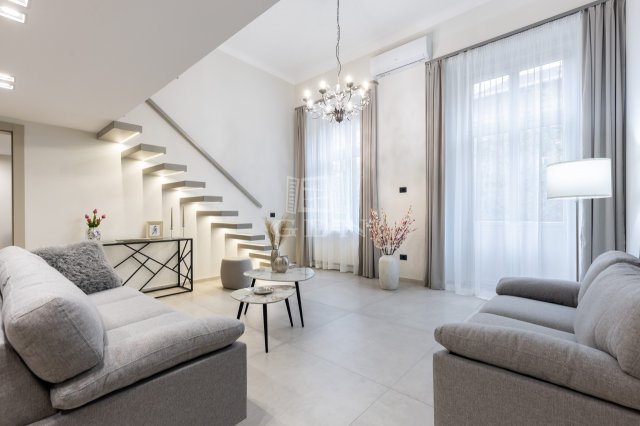 Eladó téglalakás, Budapesten, VI. kerületben 209 M Ft, 3 szobás