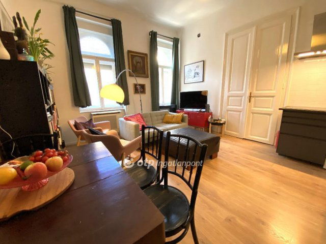 Eladó téglalakás, Budapesten, VII. kerületben 83.9 M Ft