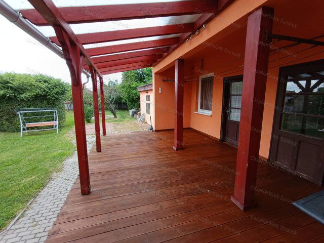 Eladó családi ház, Zagyvarékason 31.99 M Ft, 4 szobás