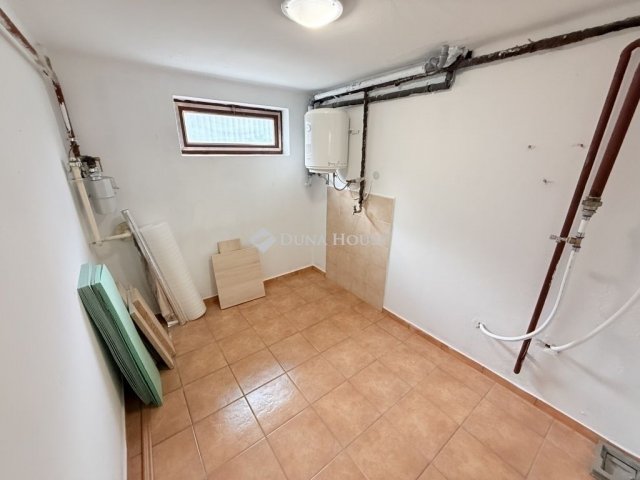 Eladó családi ház, Budapesten, XVIII. kerületben 149.9 M Ft