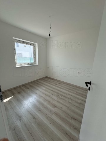 Eladó téglalakás, Siófokon 72 M Ft, 3 szobás