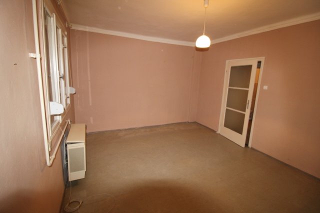 Eladó téglalakás, Salgótarjánban 6.25 M Ft, 1 szobás