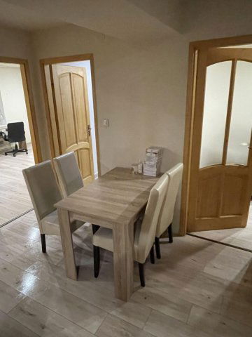 Kiadó téglalakás, albérlet, Debrecenben 270 E Ft / hó, 3 szobás