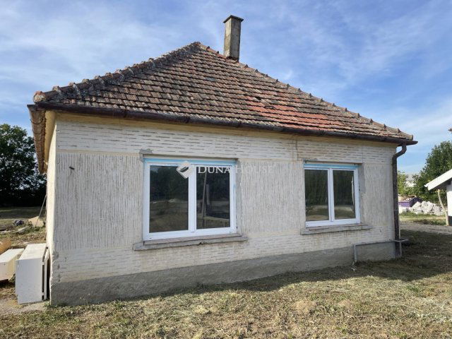 Eladó családi ház, Rádóckölkeden 16.49 M Ft, 4 szobás