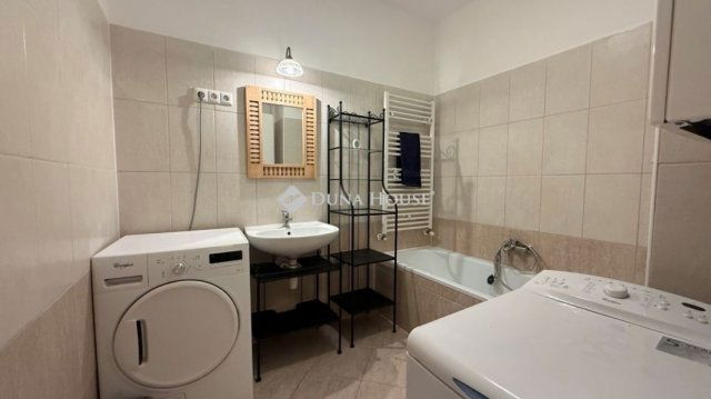 Eladó téglalakás, Budapesten, X. kerületben 69.9 M Ft, 2 szobás