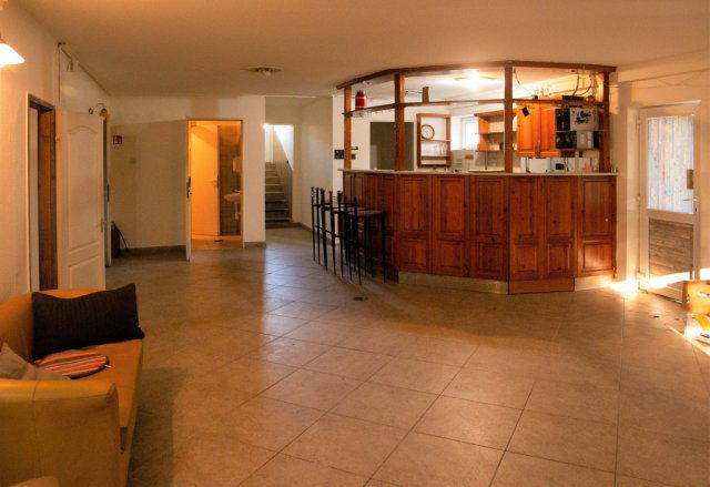 Eladó családi ház, Vecsésen 170 M Ft, 8 szobás