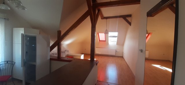 Kiadó téglalakás, albérlet, IV. kerületben, Pöltenberg Ernő utcában