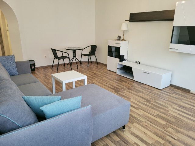 Kiadó téglalakás, albérlet, Debrecenben 320 E Ft / hó