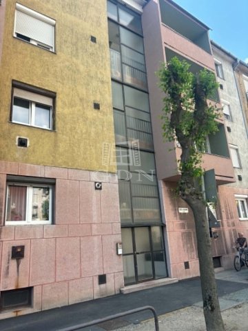 Eladó téglalakás, Szombathelyen 34.87 M Ft, 2 szobás