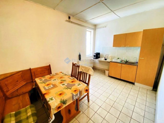 Eladó ipari ingatlan, Seregélyesen 120 M Ft / költözzbe.hu