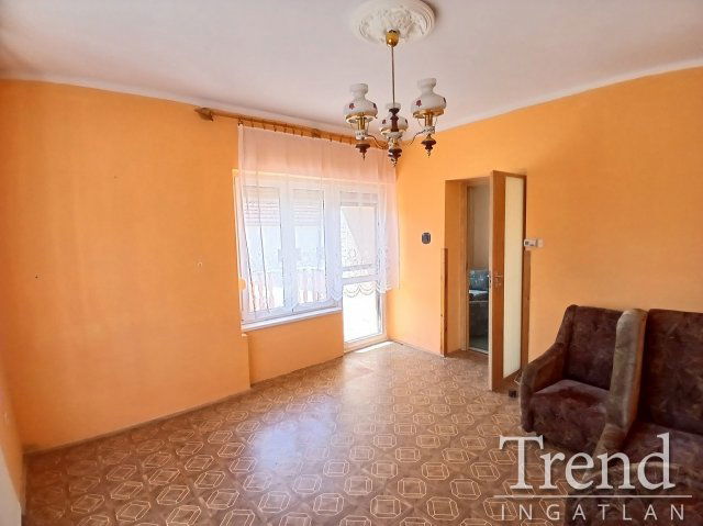 Eladó családi ház, Dunaújvárosban 79.9 M Ft, 4 szobás
