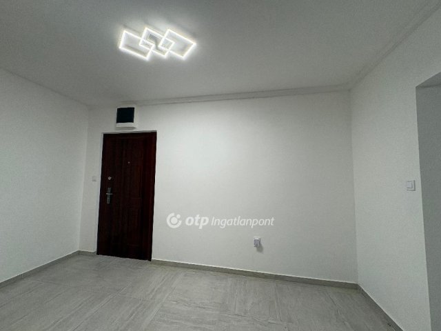 Eladó panellakás, Budapesten, IV. kerületben 93 M Ft, 2+1 szobás