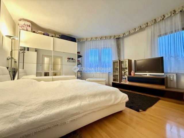 Eladó panellakás, Budapesten, IV. kerületben 66.99 M Ft, 2 szobás