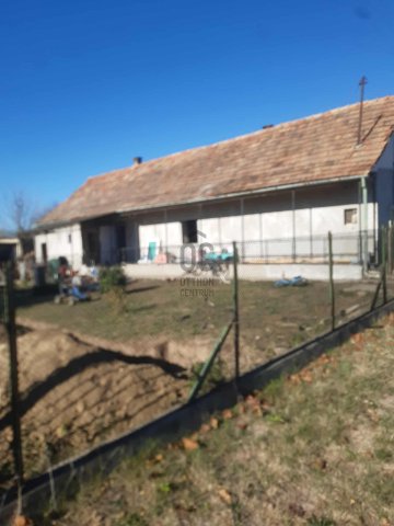 Eladó családi ház, Dégen 19.9 M Ft, 3 szobás