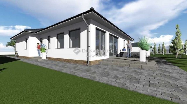 Eladó családi ház, Kecskeméten 109 M Ft, 5 szobás