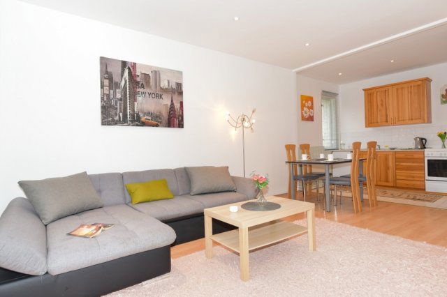 Eladó családi ház, Örvényesen 69.9 M Ft, 2+1 szobás