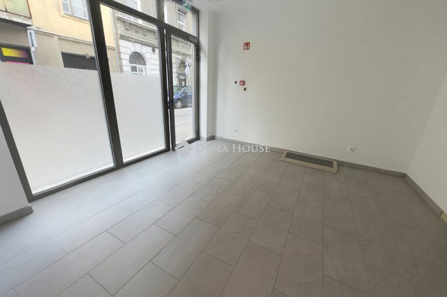 Eladó üzlethelyiség, Budapesten, VIII. kerületben 37.9 M Ft