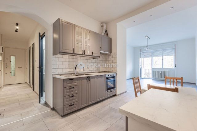 Eladó téglalakás, Budapesten, I. kerületben 109 M Ft, 2 szobás