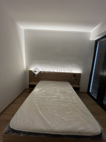 Eladó családi ház, Zamárdiban 350 M Ft, 2+3 szobás