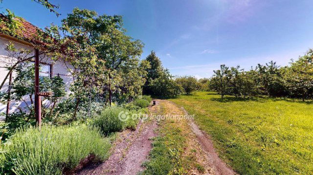 Eladó családi ház, Mezőkeresztesen 23.9 M Ft, 2+1 szobás