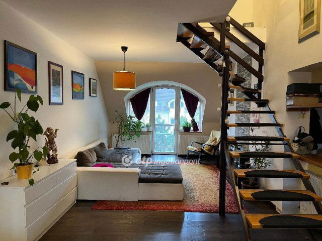 Eladó téglalakás, Egerben 84.9 M Ft, 4 szobás