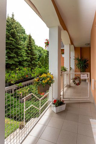 Eladó hotel, Abaligeten 149 M Ft, 8 szobás / költözzbe.hu