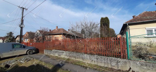 Eladó családi ház, Rédicsen 16 M Ft, 4 szobás