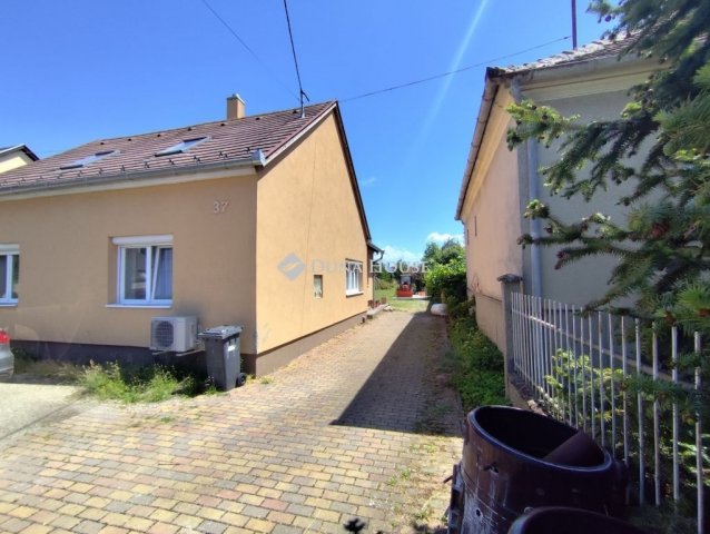 Eladó családi ház, Csákánydoroszlón 79.9 M Ft, 5 szobás