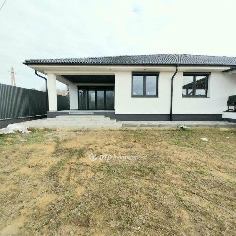 Eladó ikerház, Baktalórántházán 59 M Ft, 4 szobás