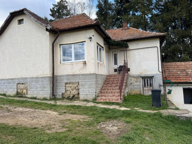 Eladó családi ház, Tarnaleleszen 16 M Ft, 2 szobás
