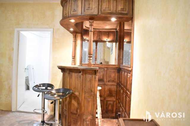 Eladó panellakás, Gyulán 26.9 M Ft, 2 szobás