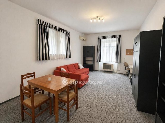 Eladó téglalakás, Budapesten, IX. kerületben 49.9 M Ft