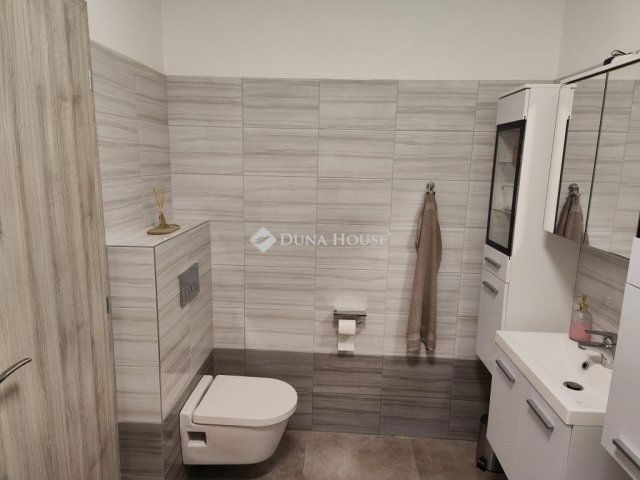 Eladó ikerház, Ócsán 97.9 M Ft, 4 szobás / költözzbe.hu