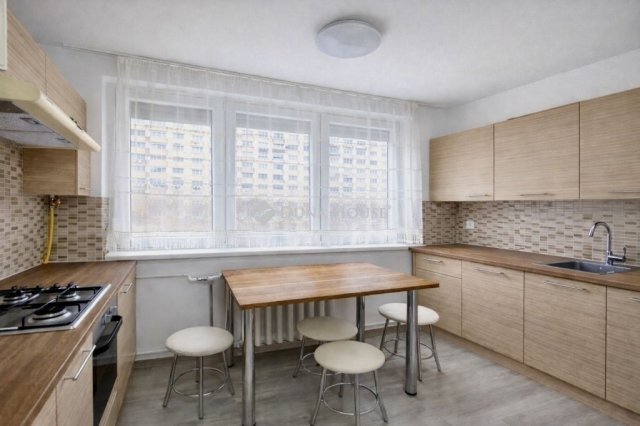 Eladó panellakás, Budapesten, III. kerületben 69.9 M Ft, 2 szobás