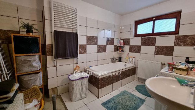 Eladó családi ház, Kabán 34.9 M Ft, 1+1 szobás