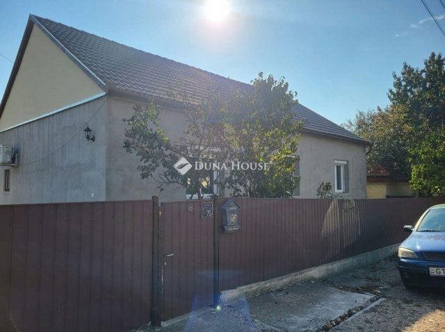 Eladó családi ház, Maglódon 129 M Ft, 5 szobás