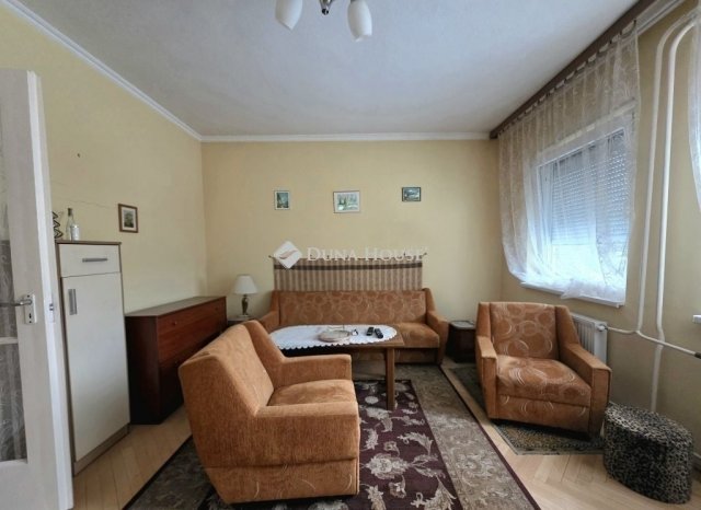 Eladó családi ház, Gyömrőn 129 M Ft, 7 szobás