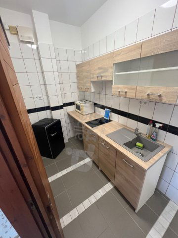 Kiadó téglalakás, albérlet, XVIII. kerületben, Nemes utcában