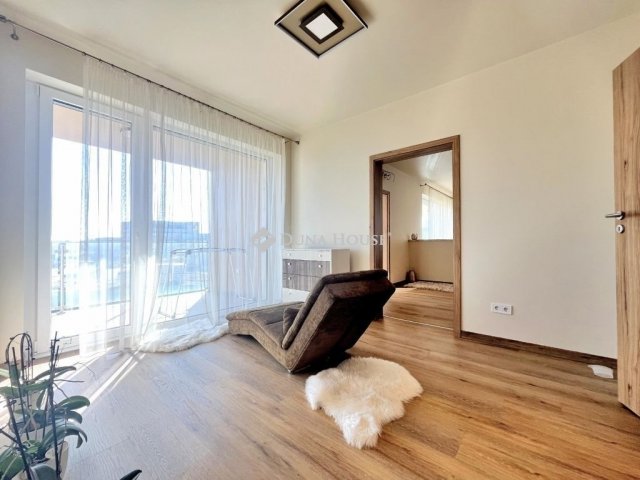 Eladó téglalakás, Budapesten, XVII. kerületben 255 M Ft