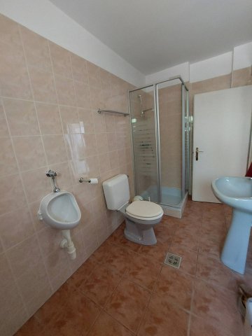 Eladó családi ház, Táton 76.9 M Ft, 3+1 szobás