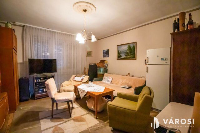 Eladó családi ház, Székesfehérvárott 68 M Ft, 2 szobás