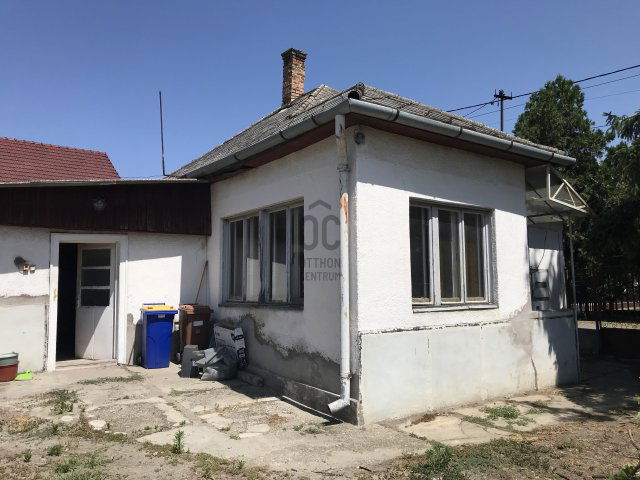 Eladó családi ház, Nagykátán 27.9 M Ft, 2 szobás