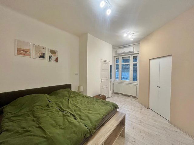 Eladó téglalakás, II. kerületben, Szilágyi Erzsébet fasoron